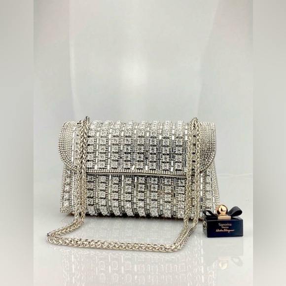 New Arrival Fashion Evening Clutch
Bag With Rhinestones - Picture 1 of 11